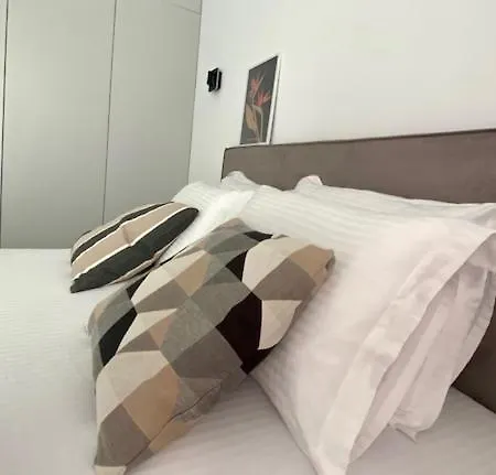 Joud * テッサロニキ